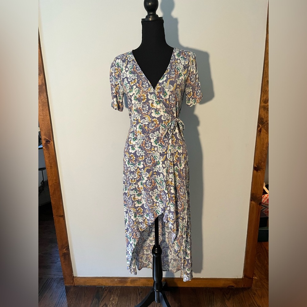 ASTR The Label Wrap Dress Hi Low Hem Blue Floral Women's Size Small